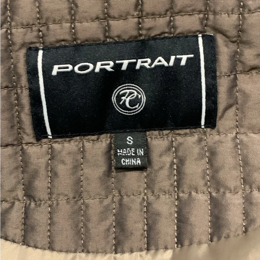 Portrait  Quilted Tan Jacket size small - Picture 8 of 12